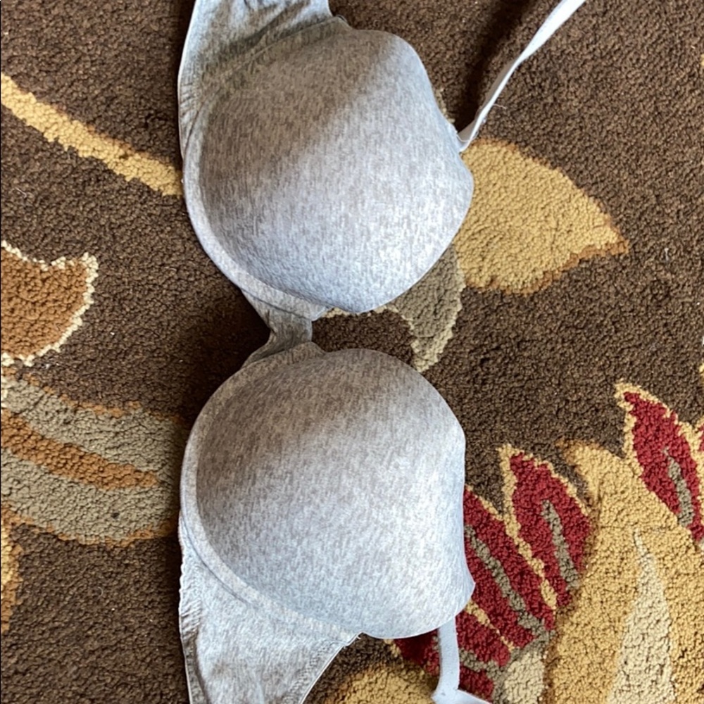 VS PINK T SHIRT BRA